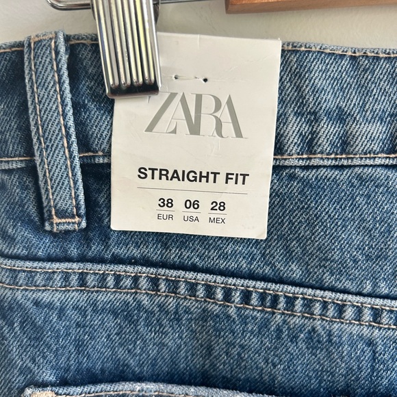 NWT Zara High Rise Straight Fit Jean - Picture 3 of 5